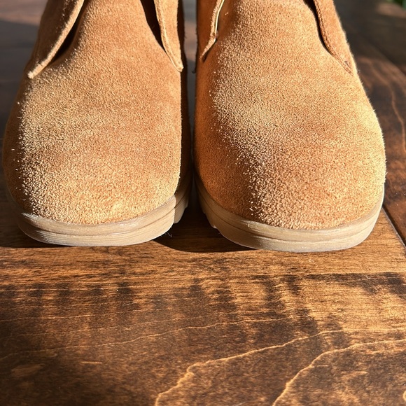 White Mountain Women's Chestnut Brown Suede Wedge Kix Ankle Boots Size 8… - Picture 2 of 7